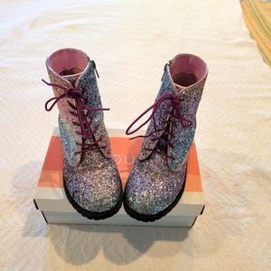 Girls sparkly boots